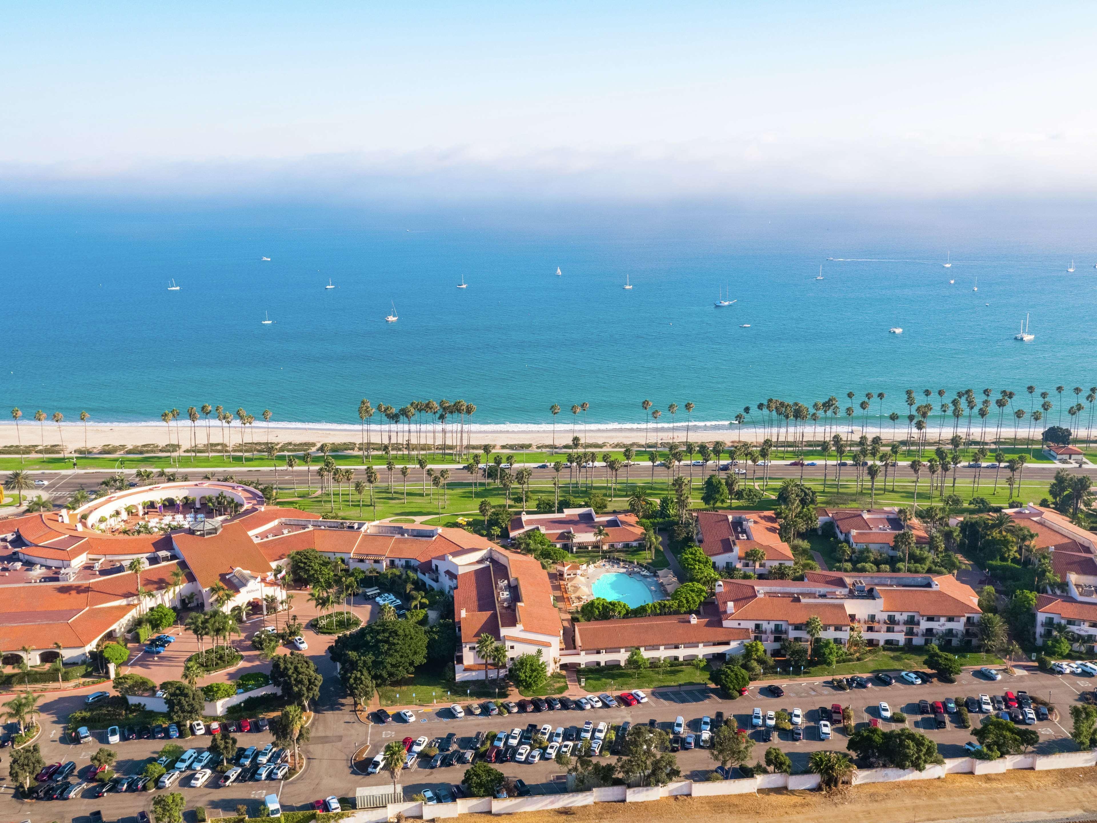 Hilton Santa Barbara Beachfront Resort Buitenkant foto