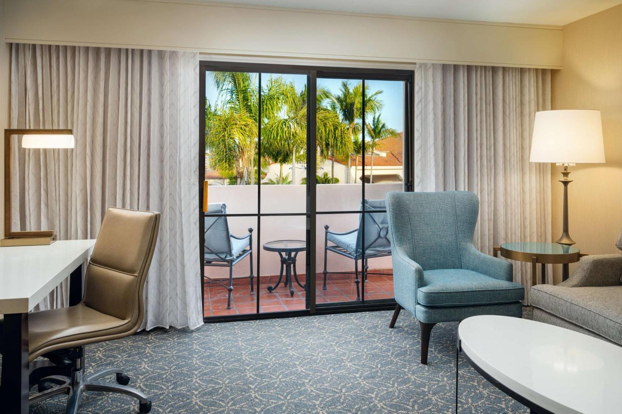 Hilton Santa Barbara Beachfront Resort Buitenkant foto