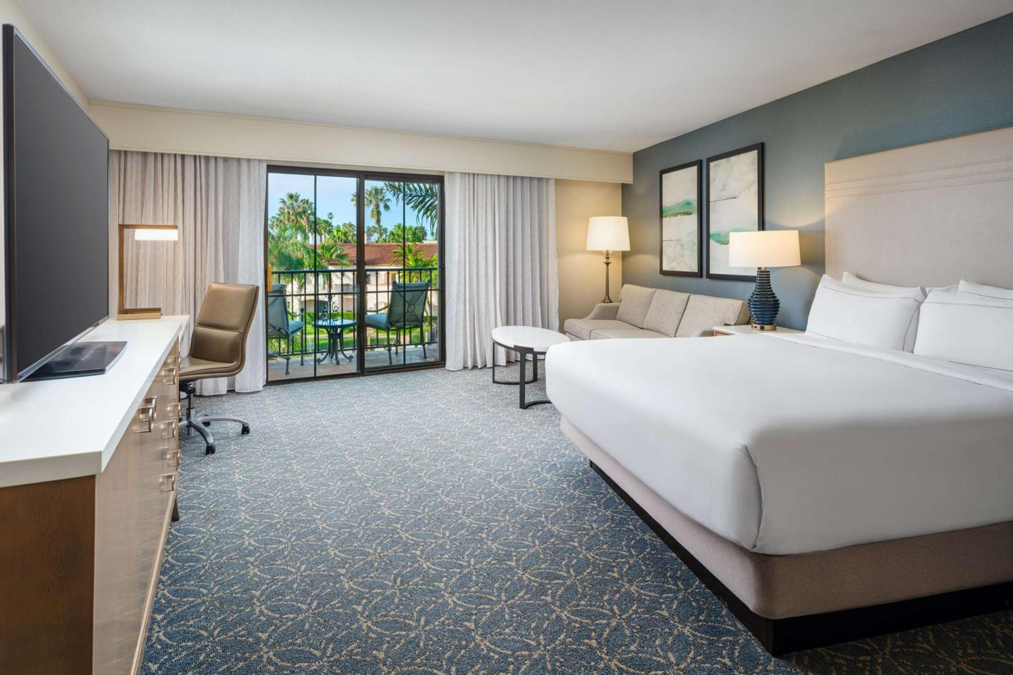 Hilton Santa Barbara Beachfront Resort Buitenkant foto